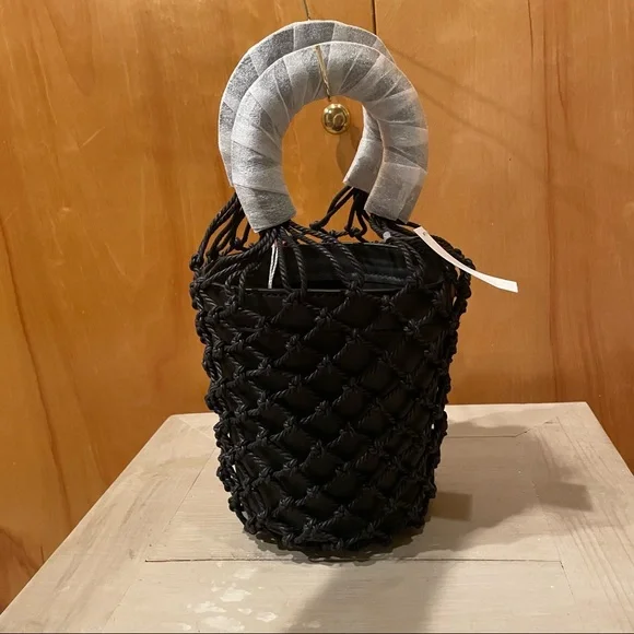 NEW STAUD Moreau Bucket Bag Black - Picture 4 of 8